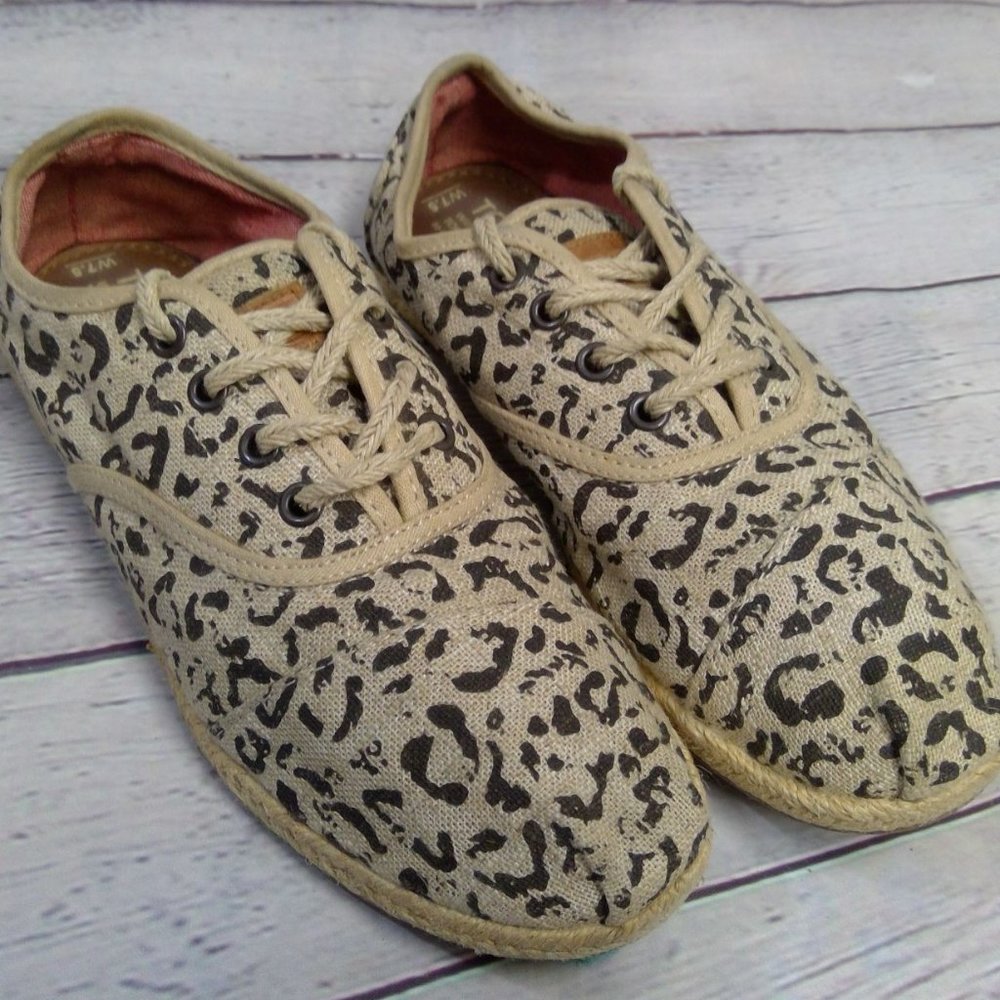 Toms | Animal Print Lace Up Shoes Size 7.5